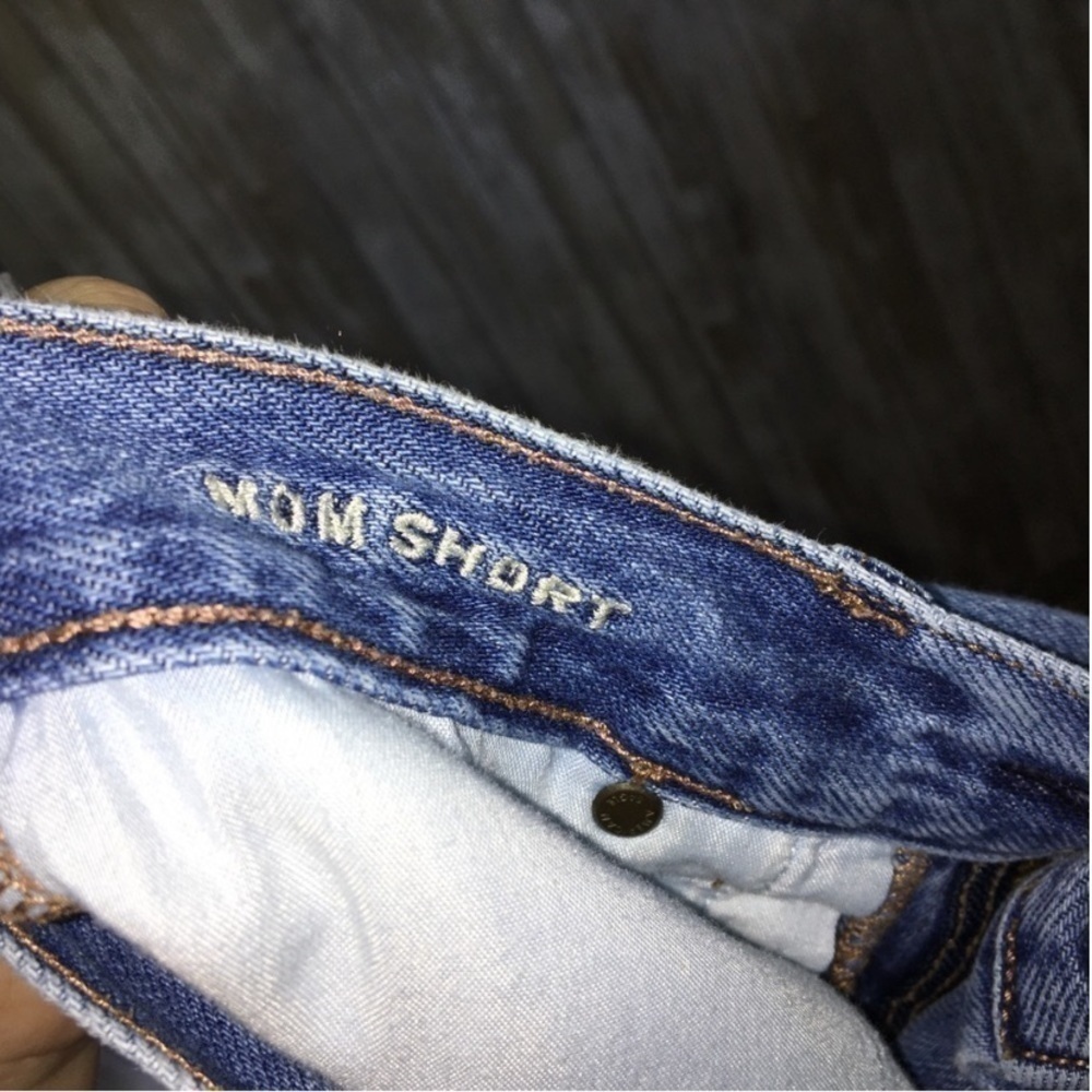 American Eagle Medium Wash Denim Mom Shorts - Picture 7 of 8